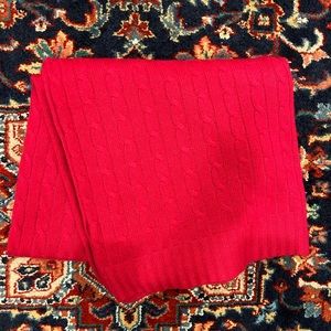 Ralph Lauren Home 100% cashmere cable knit throw-Red.